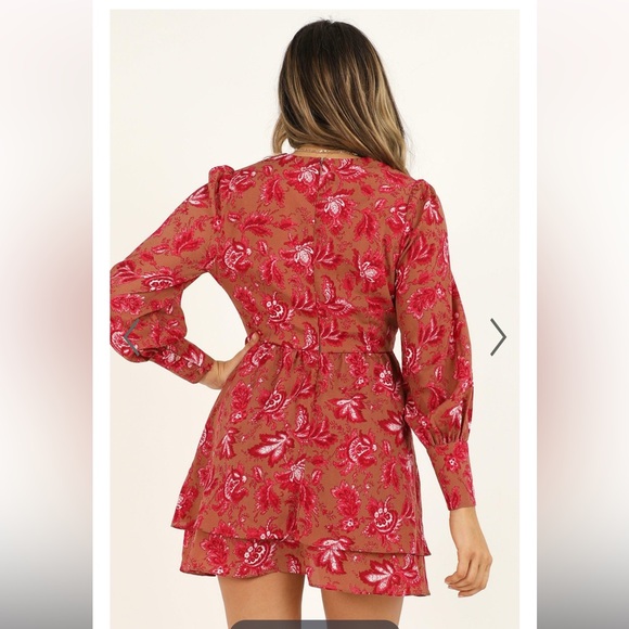 Showpo. NWOT I GOT MY REASONS DRESS IN PINK
PRINT size 8us - Picture 11 of 11